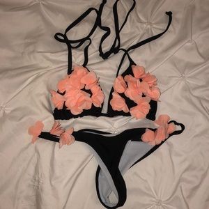 Cheeky flower bikini